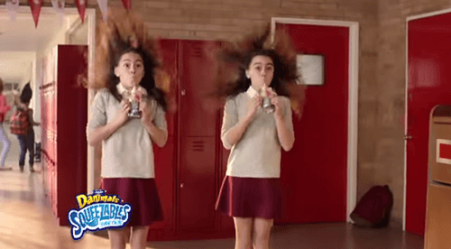 Danimals Squeezables Squeeze Face comercial