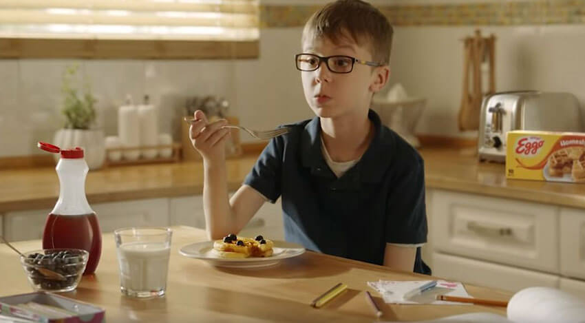 Kellog's Eggo Waffles MOOOOOM